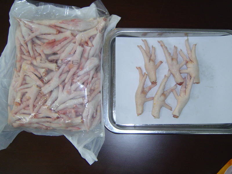 ����ʴ �� ��  Frozen Chicken leg-C paw
